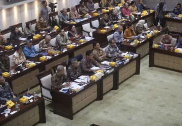 Purbaya Tegaskan Pentingnya Perbaikan Birokrasi untuk Investasi dengan Ancaman Pemotongan Anggaran