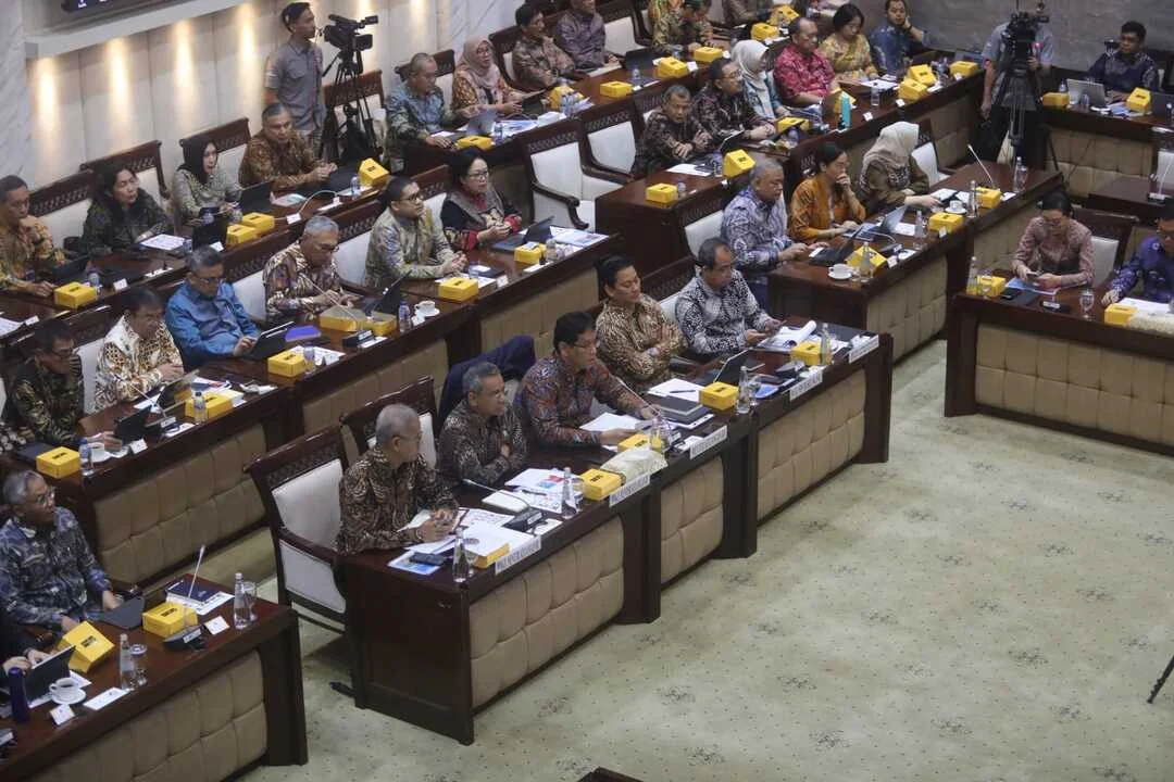 Purbaya Tegaskan Pentingnya Perbaikan Birokrasi untuk Investasi dengan Ancaman Pemotongan Anggaran