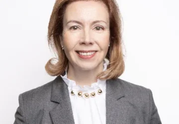 R Ashwin Membela Travis Head, Jennifer Publicover Berpindah dari RBC Insurance