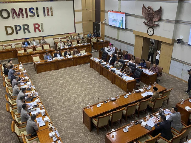 Rapat Komisi III DPR dengan Polda NTT: Menyigi Konflik Agraria di Nangahale