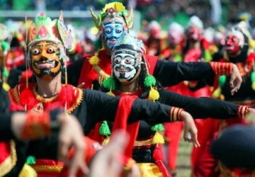 Rayakan Hari Tari Sedunia, 150 Penari Topeng Mengadirikan TMII