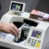 Rupiah Terus Melemah: Pengusaha Tekan Biaya Operasional dan Batasi Ekspansi