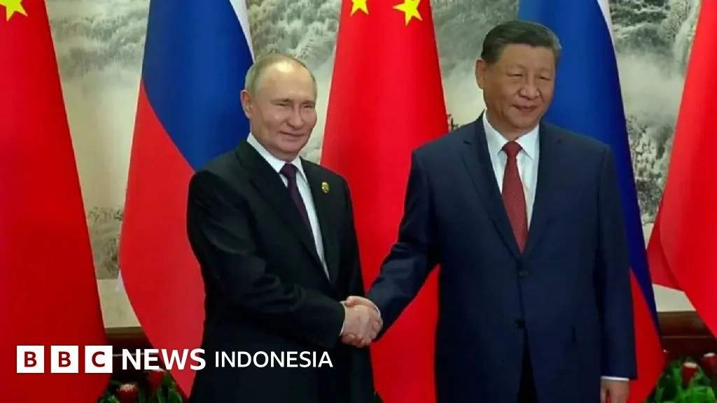 Rusia dan China Menyatakan Kebijakan Luar Negeri Independen