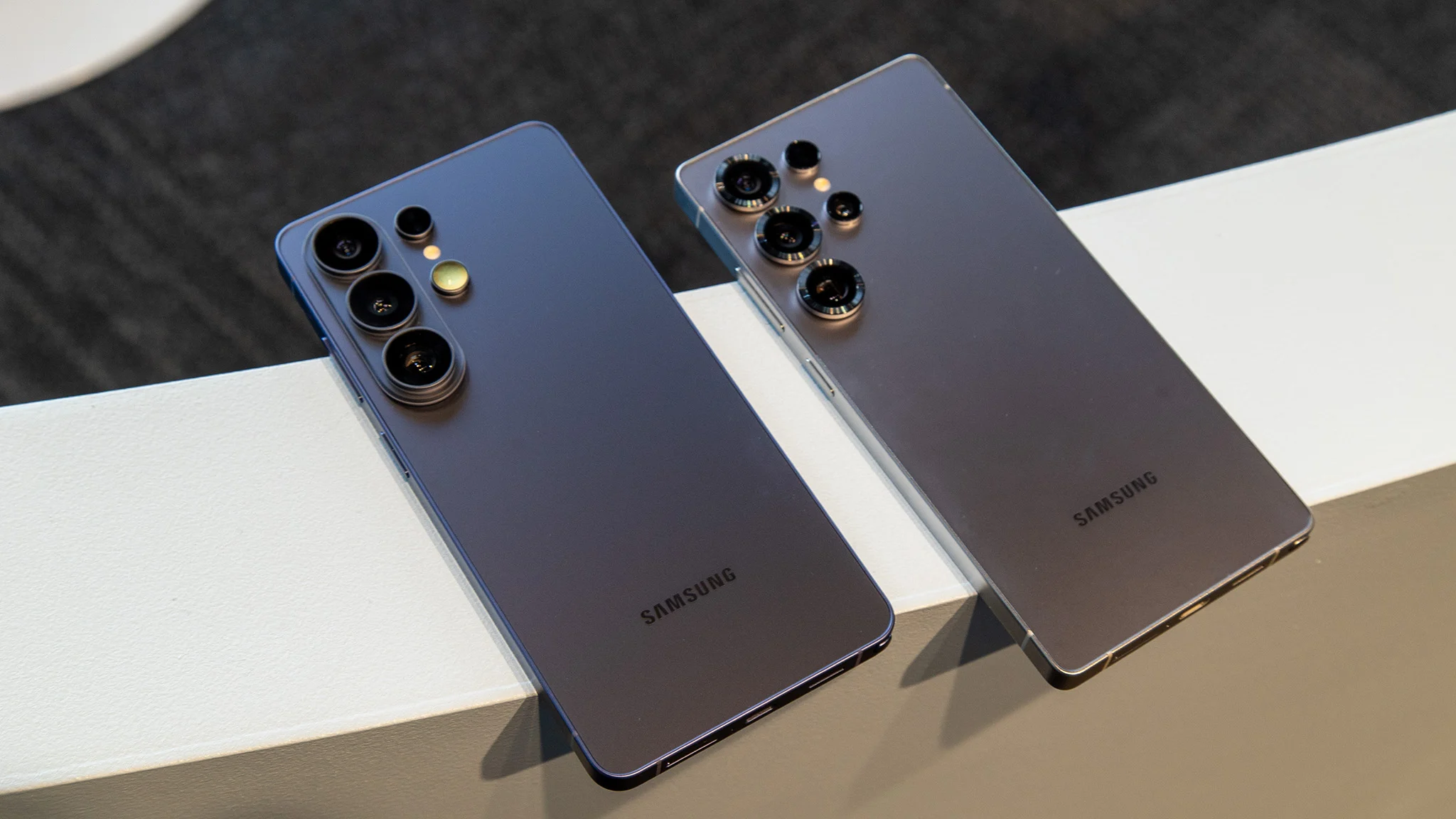 Samsung Galaxy S27 Pro Bakal Mengusung Layar OLED Besar dan Spesifikasi Mumpuni