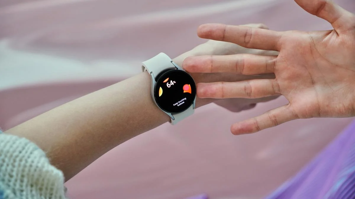 Samsung Galaxy Watch: Inovasi Deteksi Gejala Pingsan Sebelum Terjadi