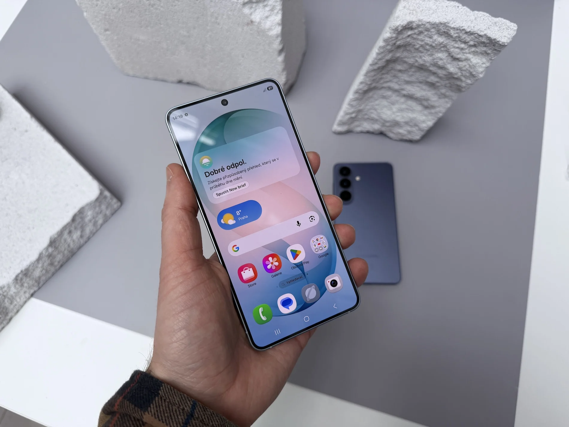 Samsung Luncurkan One UI 9 Beta Berbasis Android 17 untuk Galaxy S26