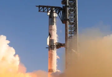 SpaceX Sukses Uji Terbang Roket Terkuat Starship V3, Misi ke Mars Makin Dekat
