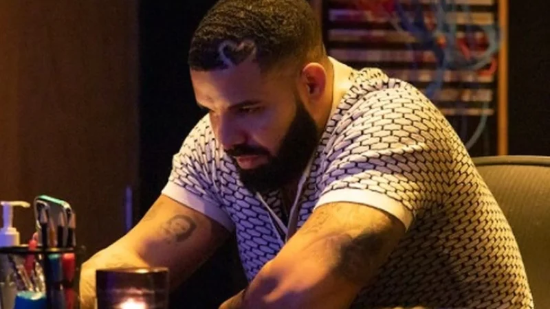 Spotify dan Apple Music Mengalami Gangguan Massal Akibat Album Baru Drake