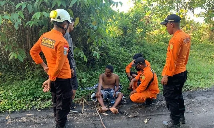 Tragedi Gunung Dukono: Penemuan Korban Pendaki di Dalam Pelukan Setelah Erupsi