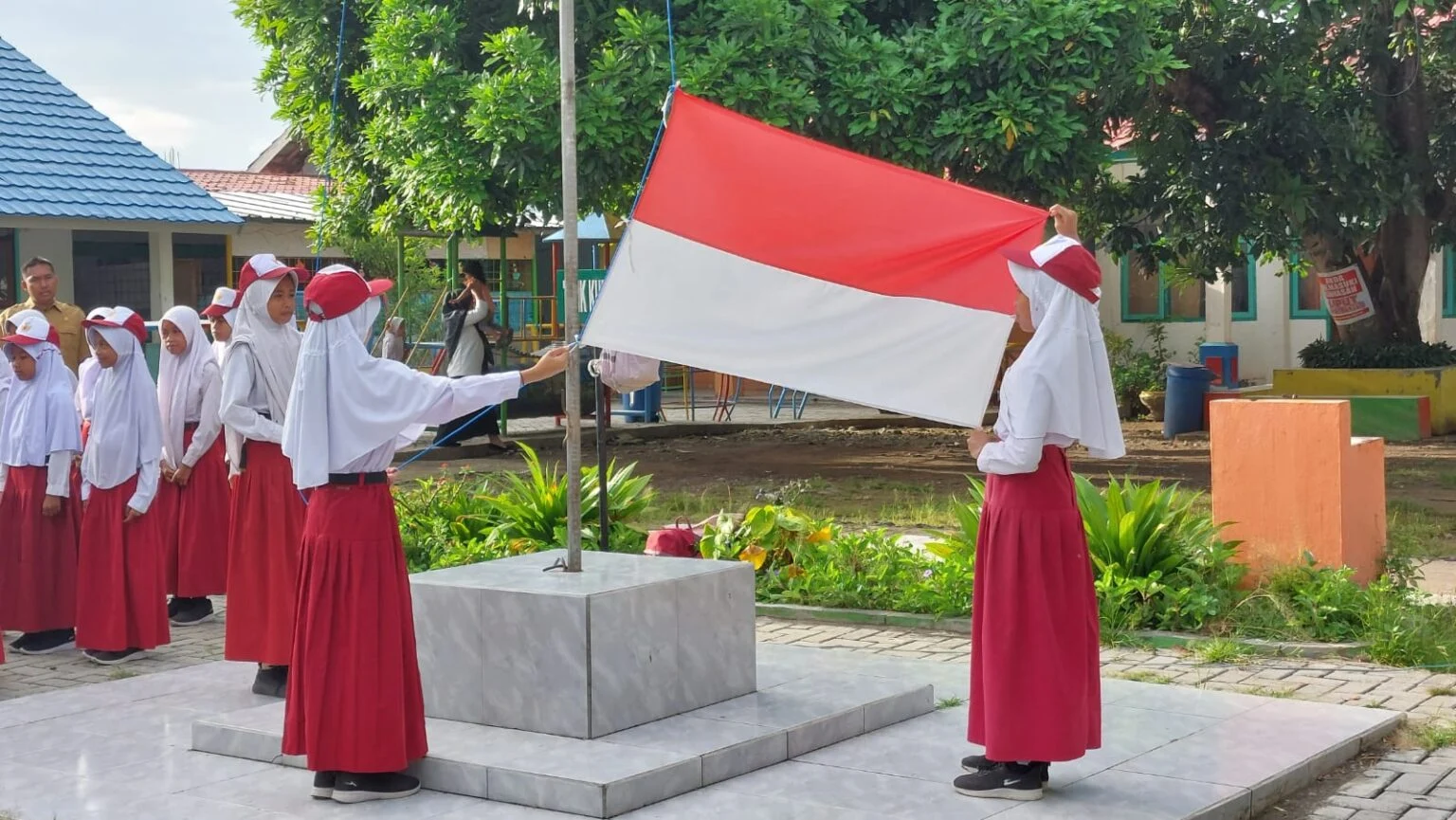Upacara Bendera Hari Kebangkitan Nasional 2026: Ketahui Aturan Pakaian yang Harus Dikenakan