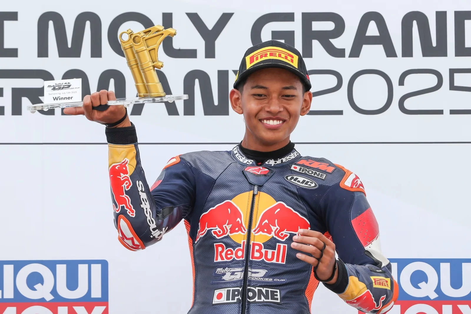 Veda Ega Pratama dan Dominasi Honda Team Asia di Moto3 Catalunya 2026
