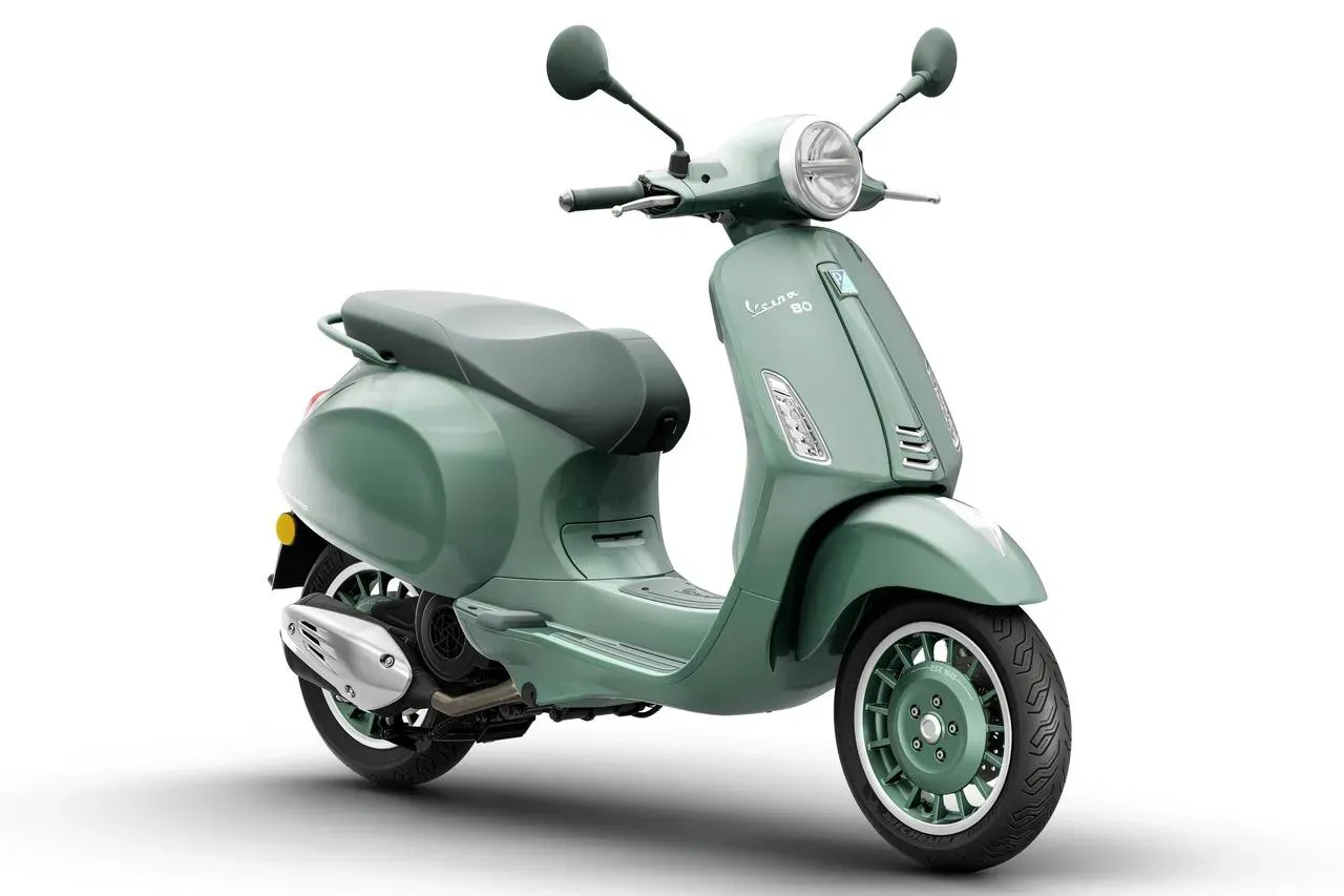 Vespa Edisi 80 Tahun Meluncur dengan Nuansa Hijau Klasik