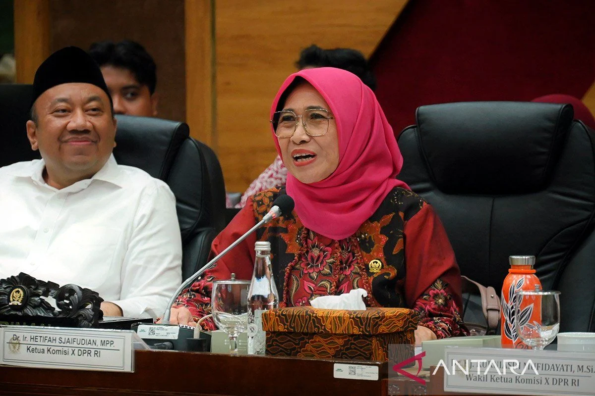 Waka Komisi X Mendorong Penyatuan Status Guru Menjadi PNS untuk Hapus Kastanisasi