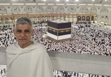 Wali Kota London Sadiq Khan Menunaikan Ibadah Haji: Perjalanan Mengubah Hidup