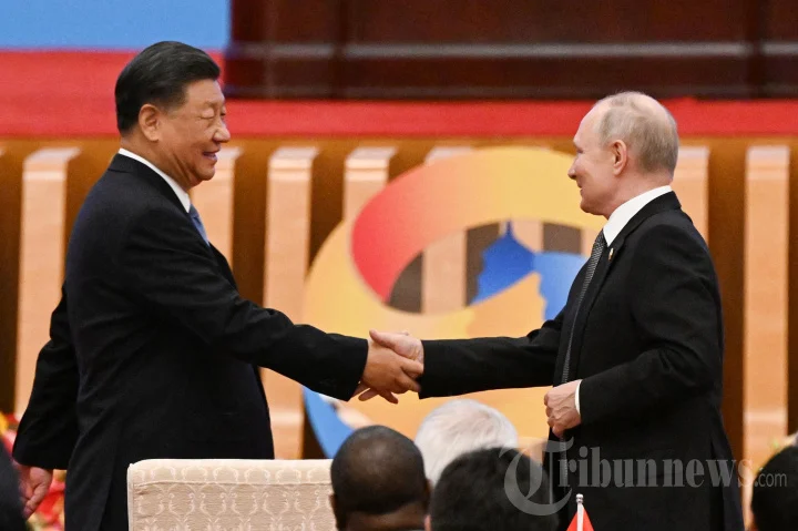Xi Jinping dan Vladimir Putin Bertemu di Beijing: Momen Strategis dalam Lingkungan Geopolitik Kompleks
