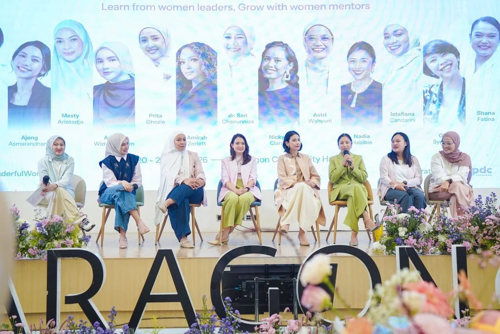 13 Pemimpin Perempuan Berprestasi di Balik Mentorship Bootcamp ParagonCorp