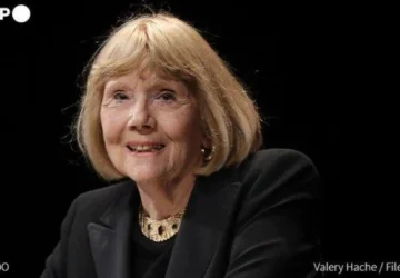 Aktris Inggris Michael Byrne Meninggal Dunia pada Usia 82 Tahun