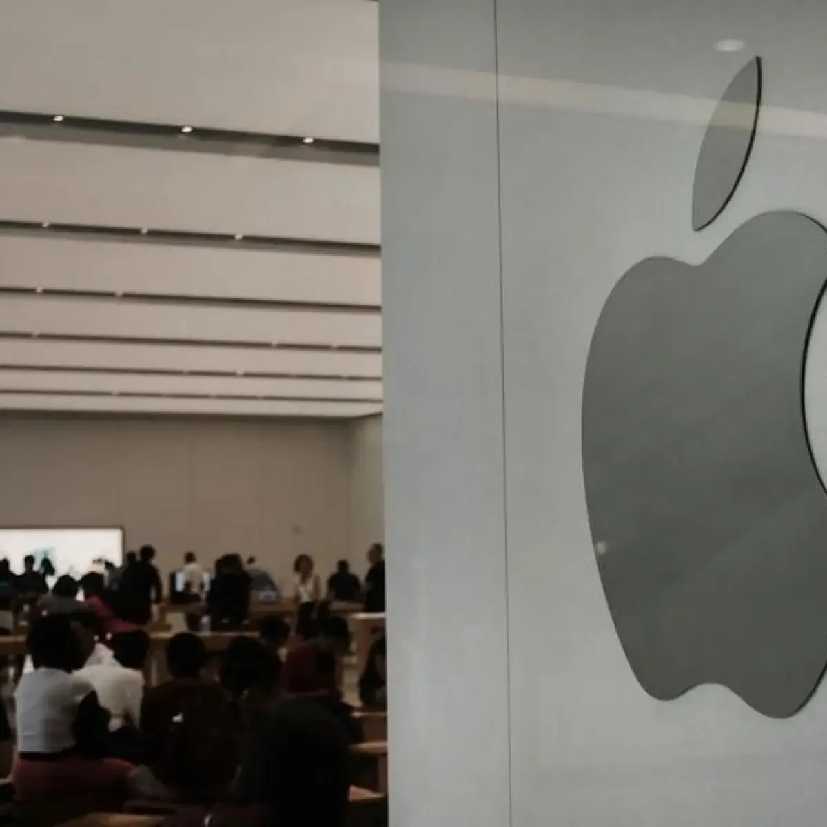 Apple Lebih Cepat Mengeluarkan Update Keamanan untuk Menghadapi Ancaman Hacker AI