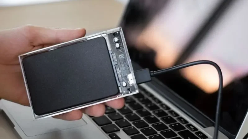 Apple Ungkap Alasan Kenaikan Harga Perangkat Akibat Industri AI