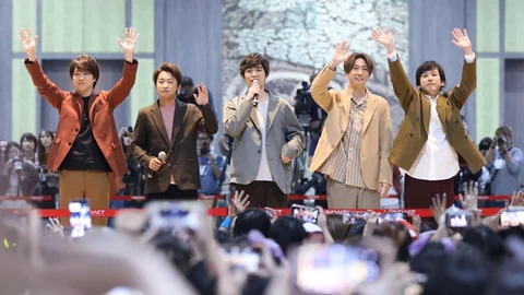 Arashi Menggelar Konser Perpisahan yang Menghasilkan Ekonomi Rp 13,7 Triliun di Jepang