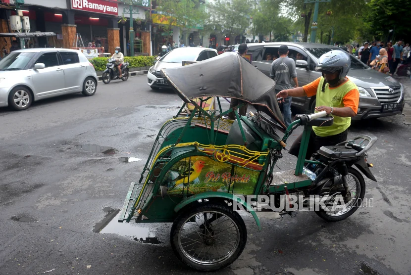 Dishub DIY Larang Becak Motor dan Bajaj di Malioboro untuk Kawasan Rendah Emisi