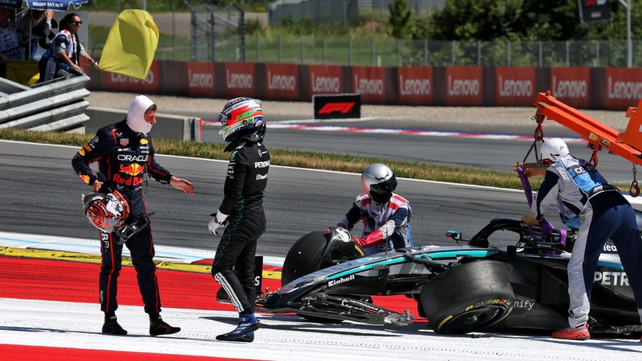 George Russell Menduduki Posisi Pole di Grand Prix Austria Setelah Max Verstappen Kecelakaan