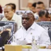 Hakim Perintahkan Polisi Usut Kasus Penyiraman Air Keras terhadap Andrie Yunus