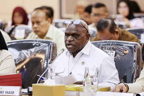 Hakim Perintahkan Polisi Usut Kasus Penyiraman Air Keras terhadap Andrie Yunus