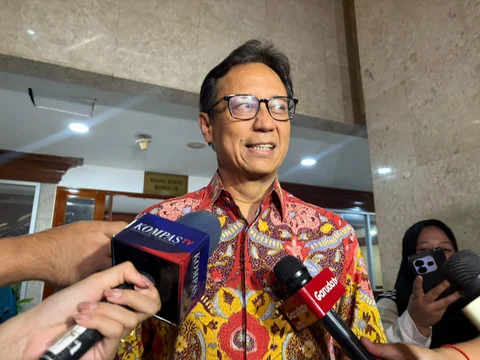 Harga Obat Naik 20 Persen, Menkes Pastikan BPJS Tetap Aman