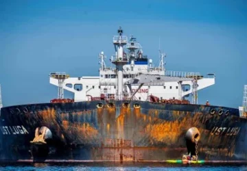 Inggris Cegat Kapal Tanker Armada Bayangan Rusia: Operasi yang Membuat Rusia Terlihat Lebih Lemah