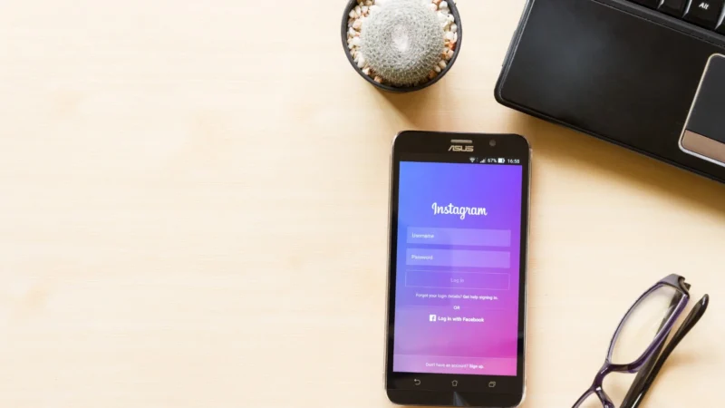 Instagram Luncurkan Fitur Keterangan Foto Terpisah pada Carousel