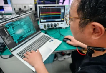 Intel Proyek Api Merombak Standar Laptop Kelas Menengah Bawah