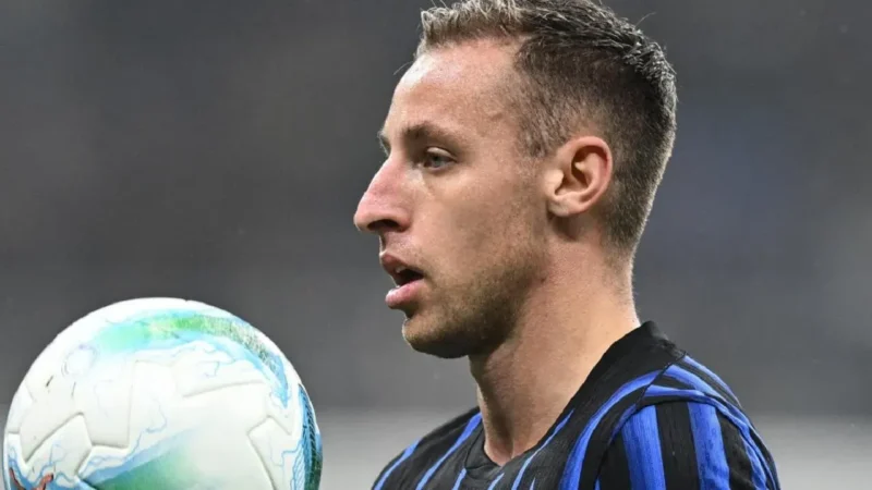 Inter Milan Siap Melepas Davide Frattesi, Benjamin Pavard, dan Asllani