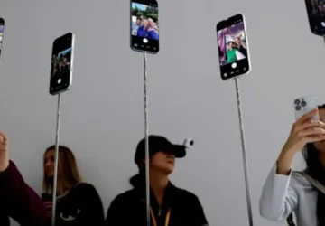 iPhone Ultra 2 Bakal Hadir dengan Desain Lipat Buku, Apakah Ini Membuat Apple Lebih Kompetitif?