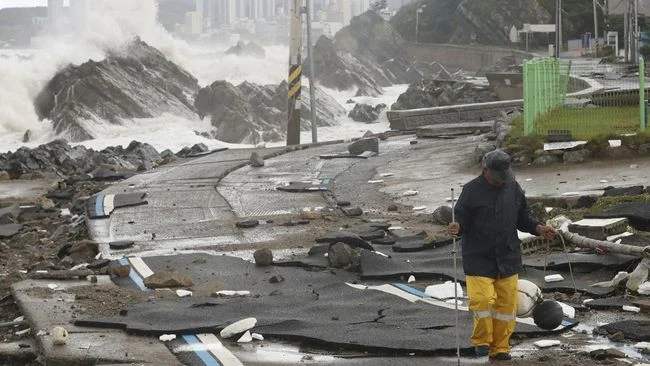 Jepang Menghadapi Bencana Typhoon Jangmi dan Tantangan Perdamaian