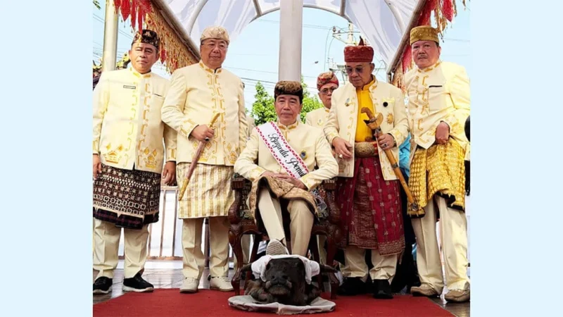 Jokowi dan Gaya Kepemimpinannya: Menggabungkan Politik dengan Budaya