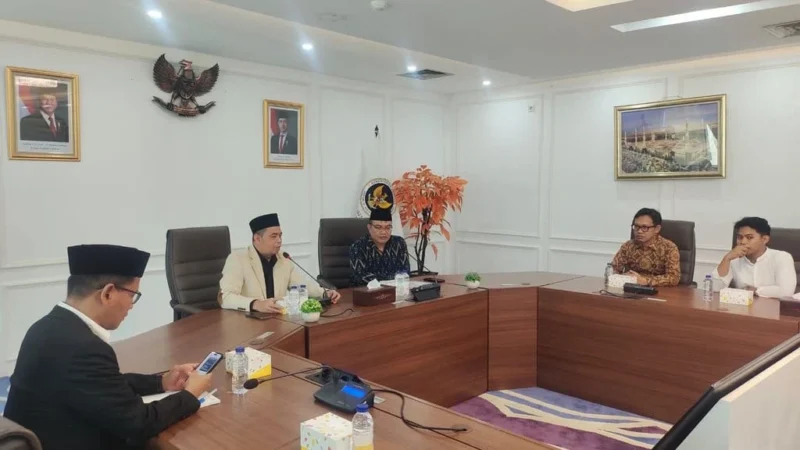 Kemenhaj Respon Aktif Atasi Masalah Travel Umrah