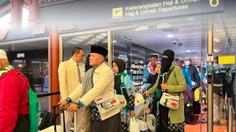 Kemenhaj Tetapkan Terminal 2F Soetta sebagai Lokasi Jemaah Umrah-Haji Khusus