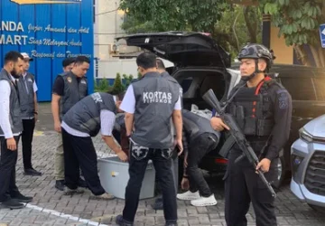 Korupsi Bea Cukai: Polri Geledah Kantor Bea Cukai Juanda