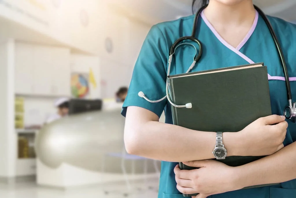 Krisis Dokter di Indonesia: Menkes Ungkap Kekurangan dan Ketimpangan