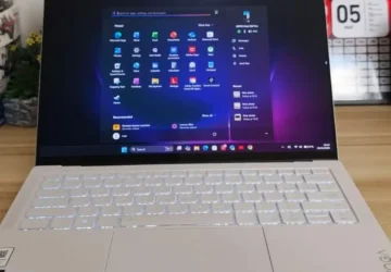 Lenovo Yoga Slim 7i Ultra Aura Edition: Laptop Produktivitas yang Mumpuni