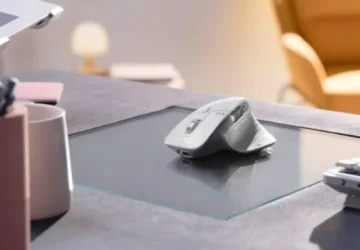 Logitech Luncurkan Mouse Lipat Mobi Fold untuk Produktivitas Profesional