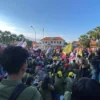 Mahasiswa di Surabaya Mengadakan Demo, Tuntutan Utama Pembatalan MBG dan Menolak Militerisme
