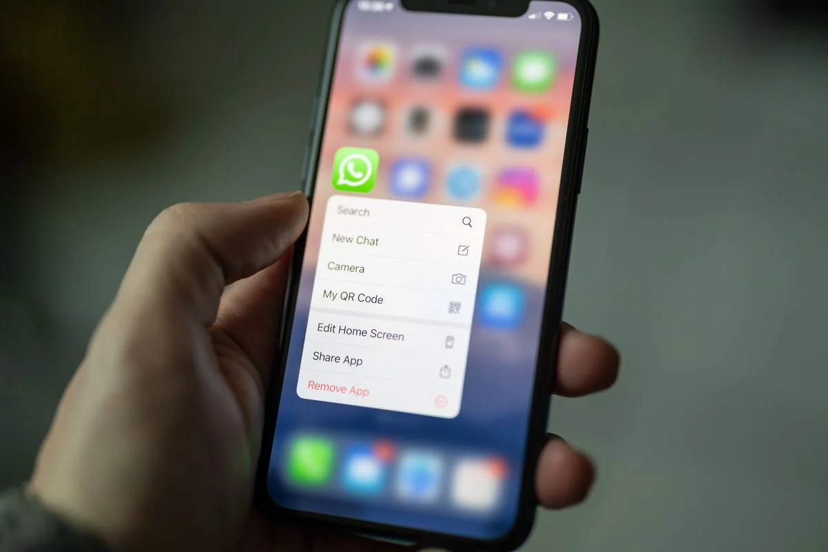 Mengembalikan Chat WhatsApp yang Terhapus dengan Mudah