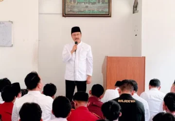 Mensos Gus Ipul Ajak Siswa Sekolah Rakyat Membangun Hubungan dengan Tuhan
