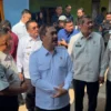 Menteri Imigrasi Serahkan Bansos Bedah Rumah, 24 Unit Sudah Dibangun