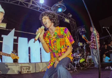 Musisi eńau Berhasil Membuka Ruang Pendengar di Tur Sesi Potret Jawa Barat