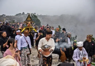 Ngertakeun Bumi Lamba: Upacara Adat yang Mencerminkan Rasa Syukur Masyarakat