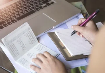 OJK Minta Perbankan Blokir 33.836 Rekening Judi Online
