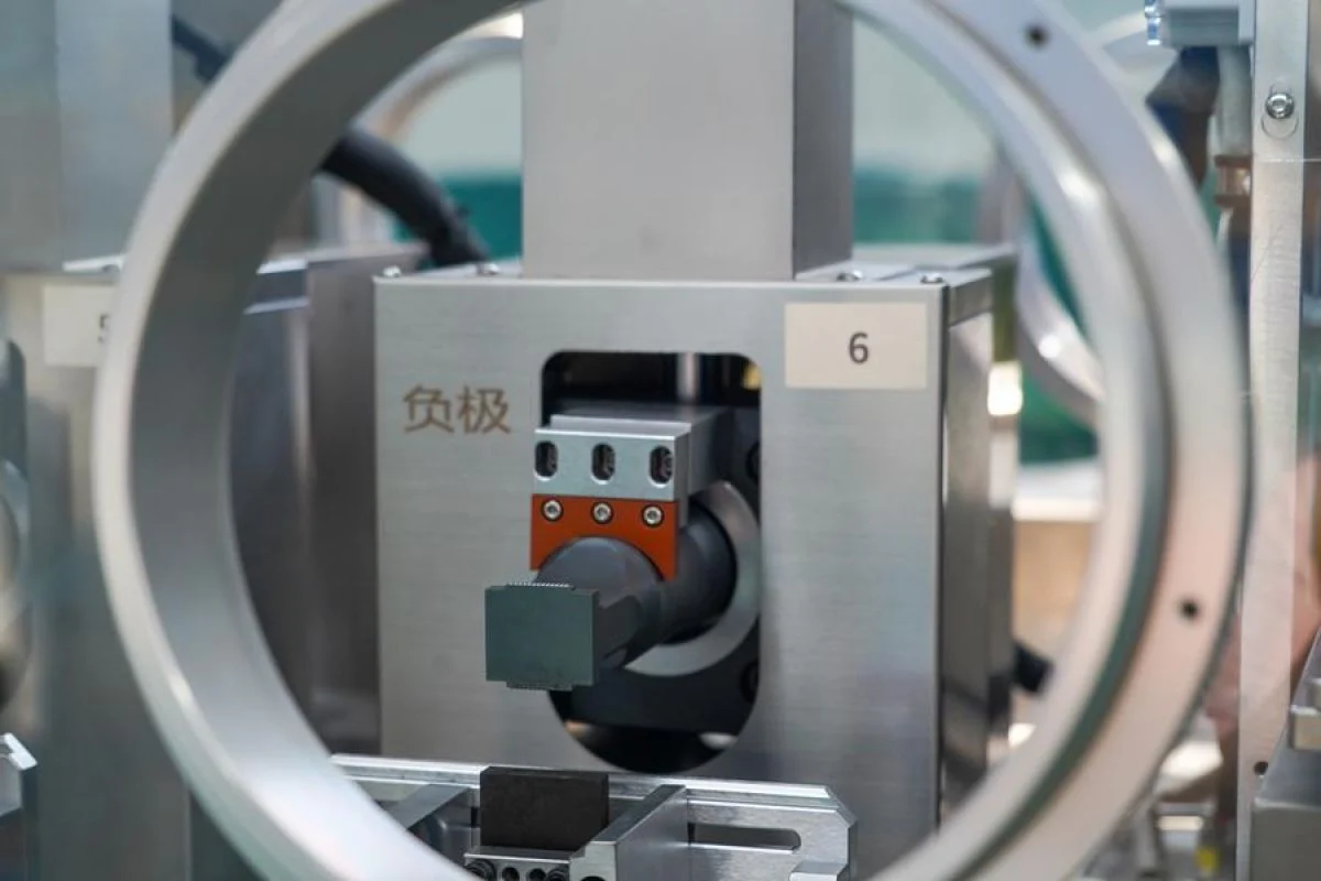 Peneliti China Revolusi Industri Mobil Listrik dengan Baterai Solid-State Super Cepat